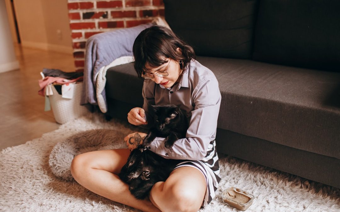 Planning Ahead: Booking a Pet Sitter for the Holidays